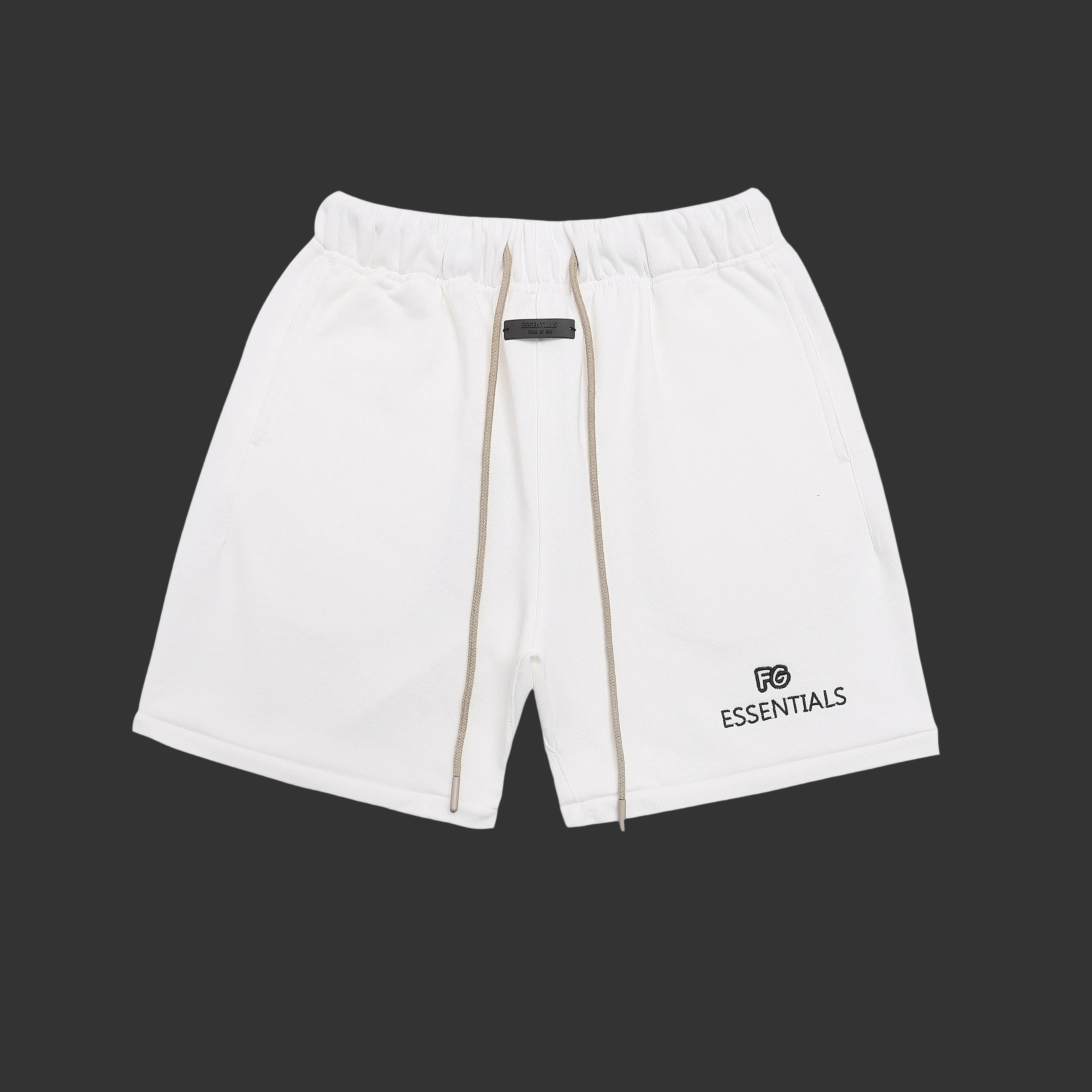 Essentials FG Classic Short Off White
